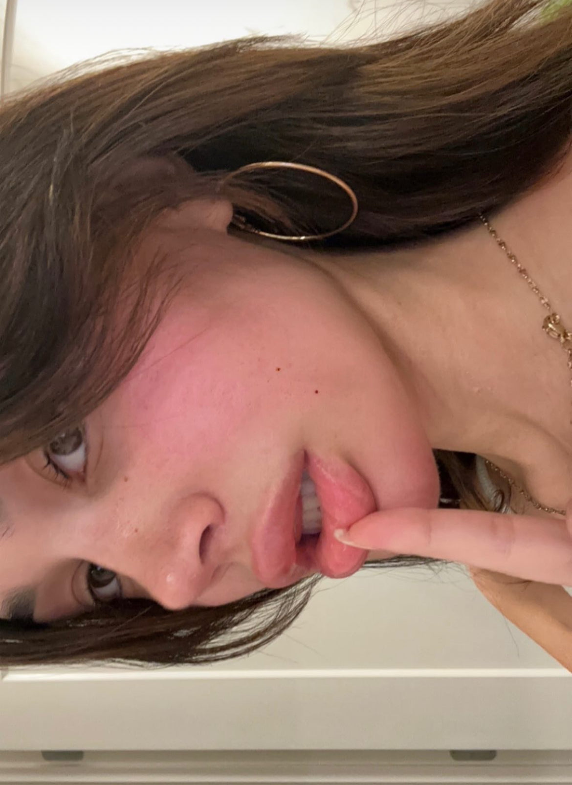 Sara R