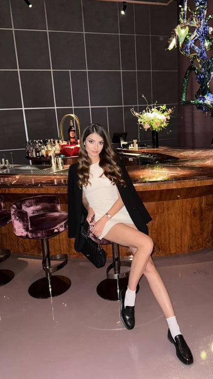 Viki V