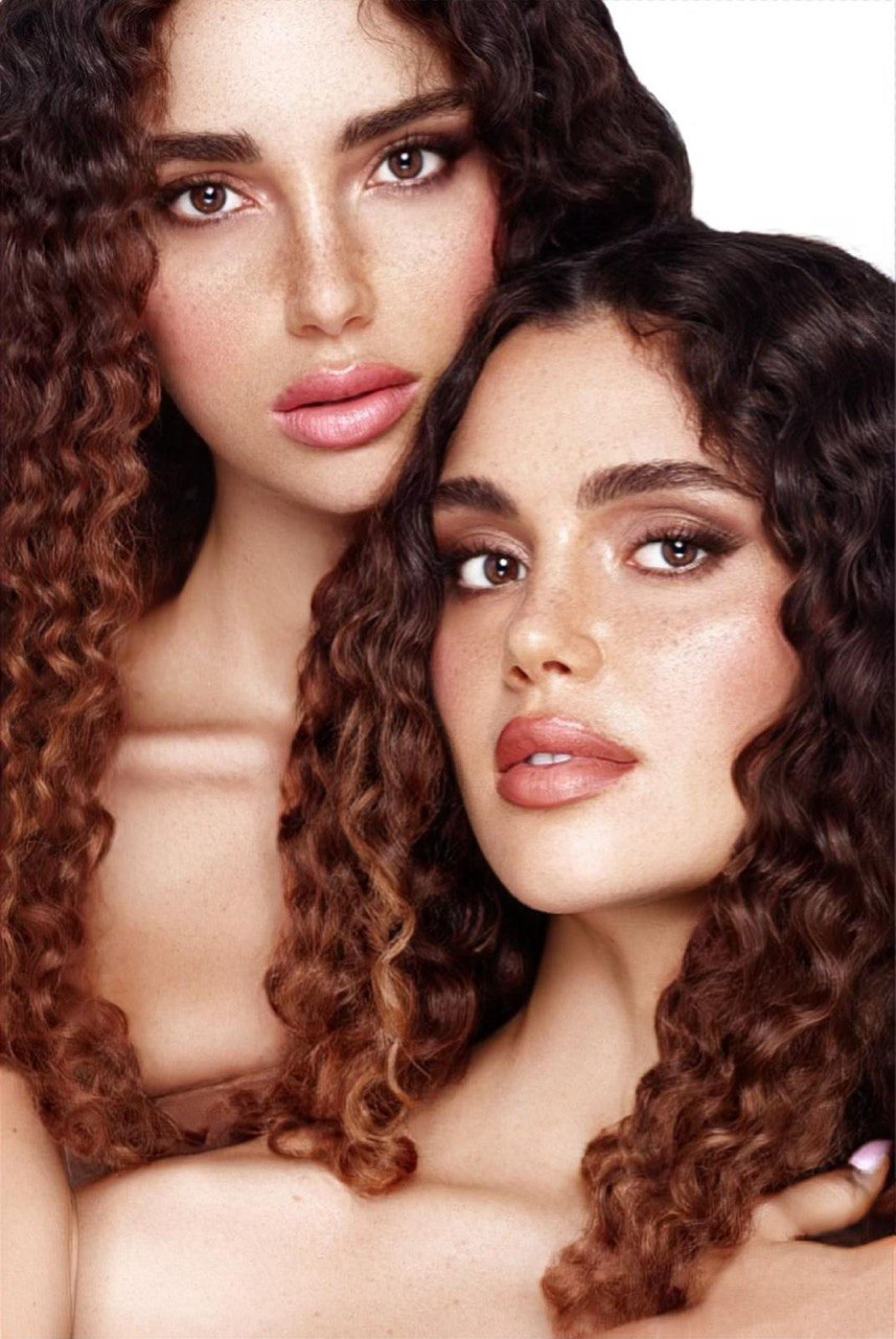 Twins - Giorgia & Elisa