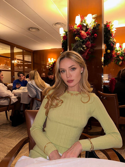 Julia E
