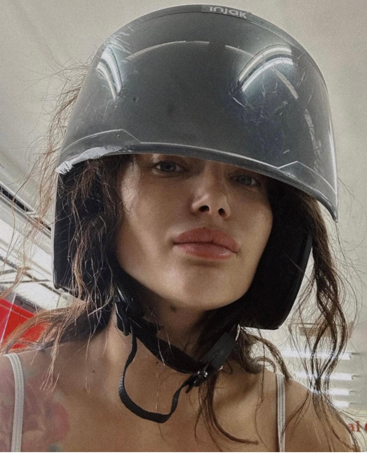 Demi
