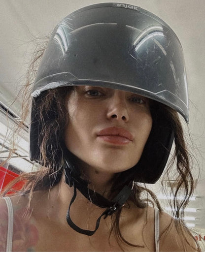 Demi