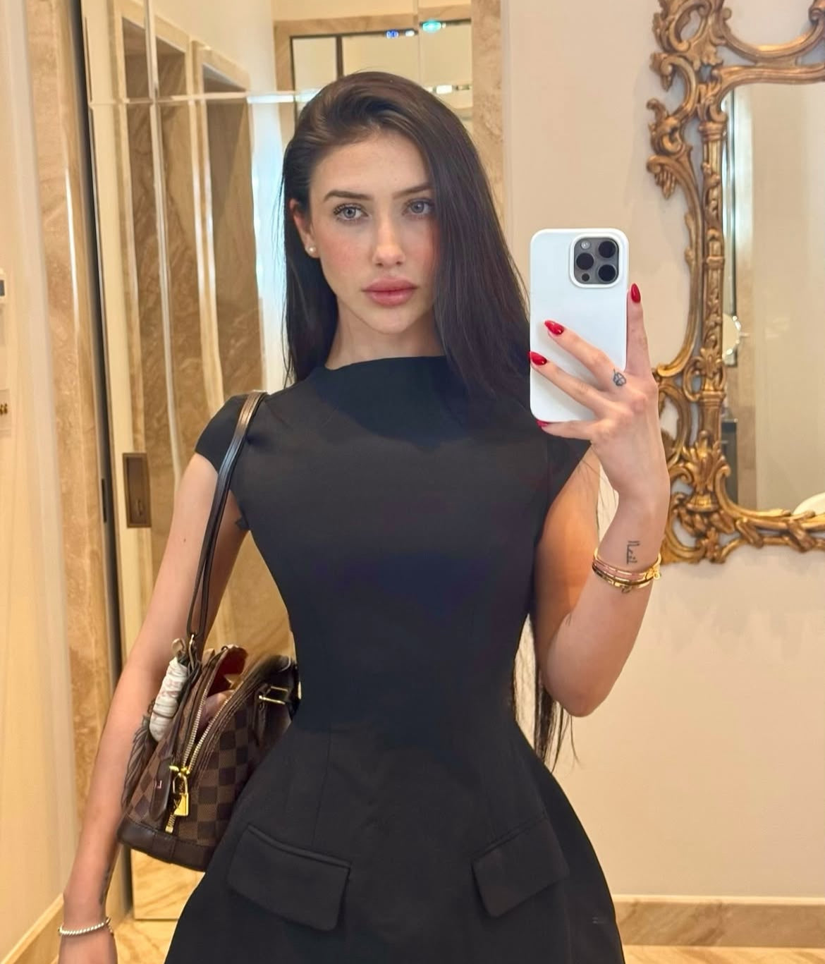 Liz C