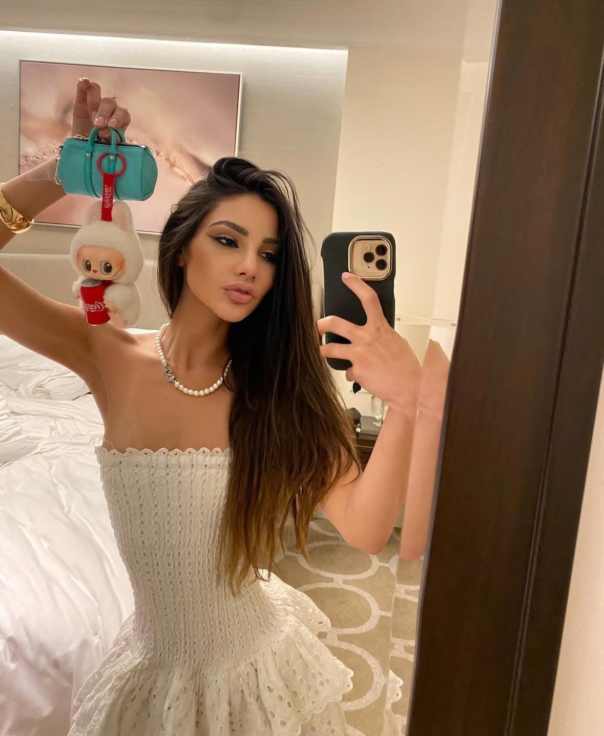 Ana L