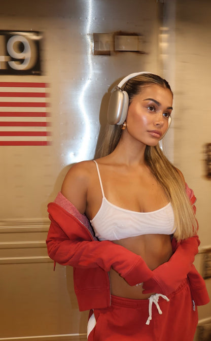 Sara R