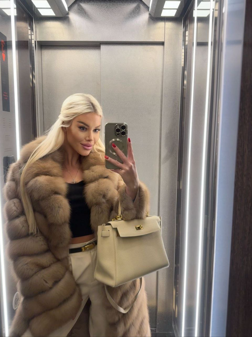 Eva