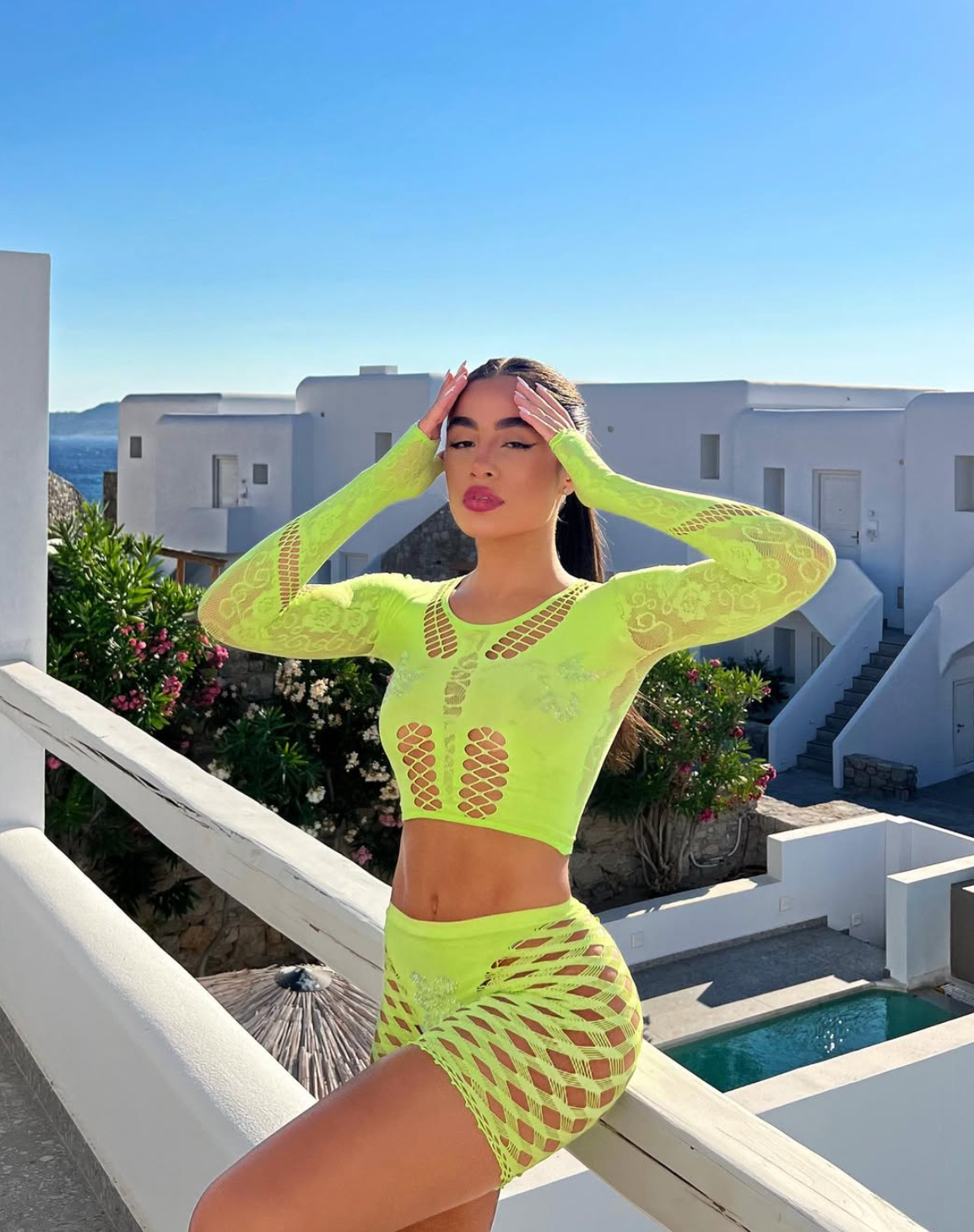 Camila R