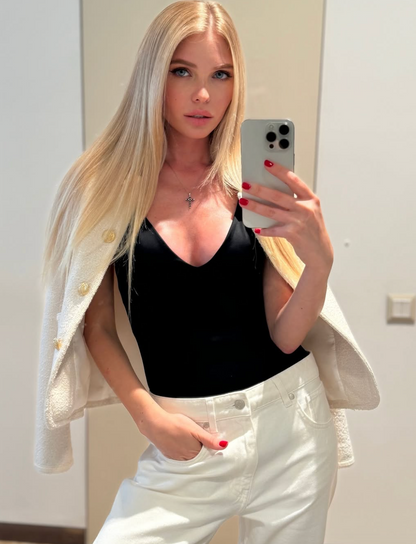 Anastasia B