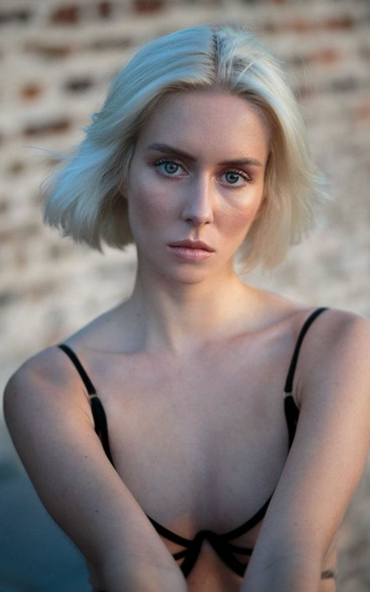 Laura C