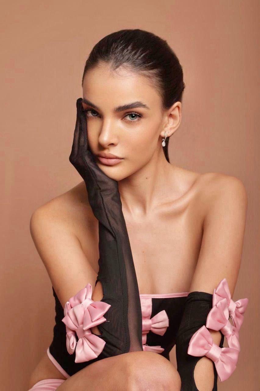 Paula