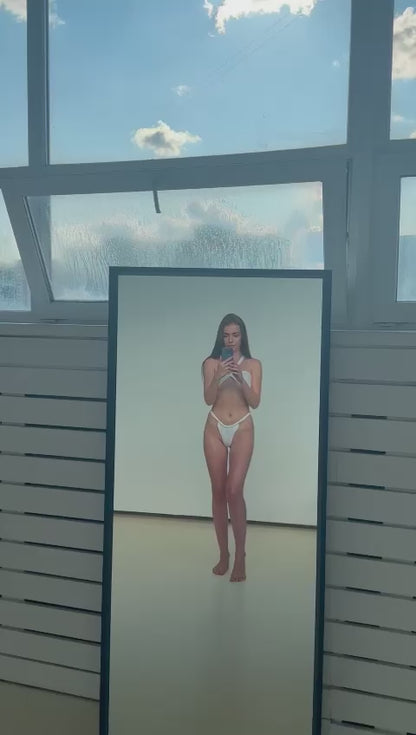 Julia N